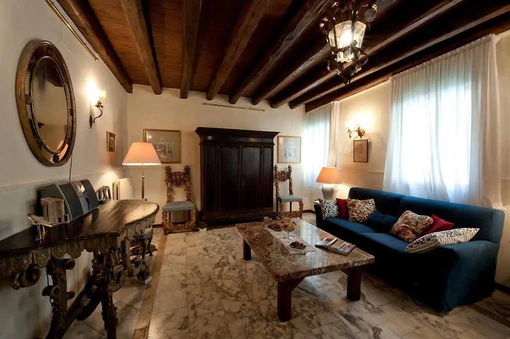 Ferienwohnung Casa Dell'Albero Venedig